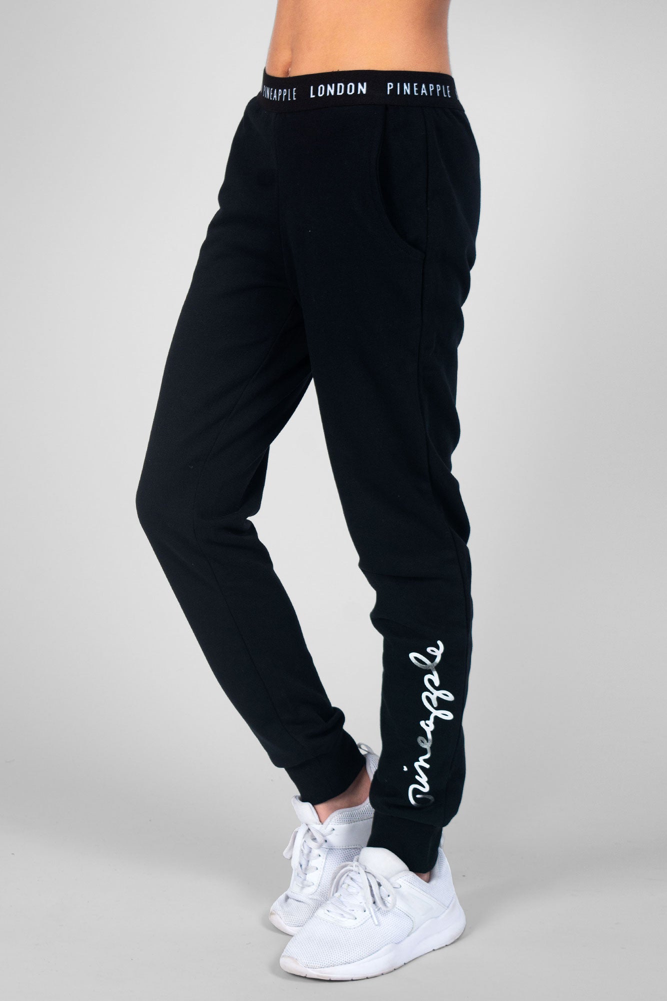Buy Studiofit by Westside Black Regular Fit Trackpants for Men Online @  Tata CLiQ